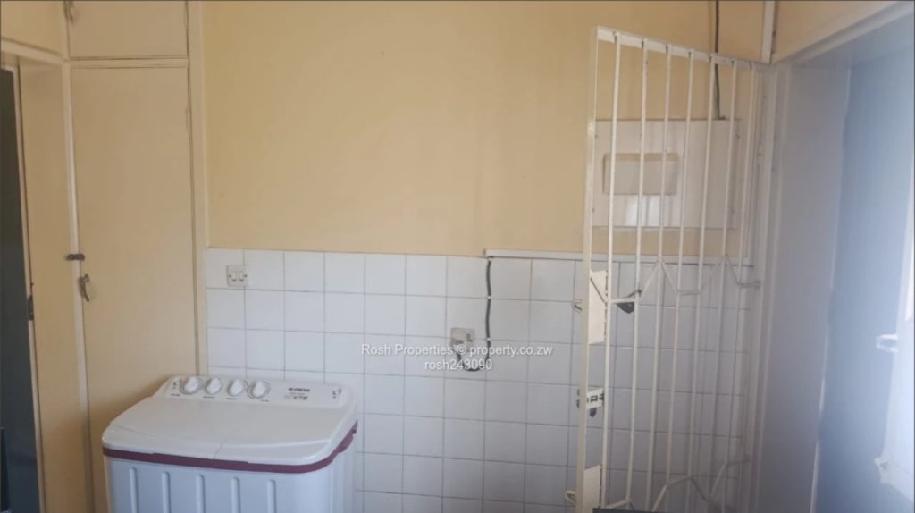 2-Bedroom Garden Flat in Avondale